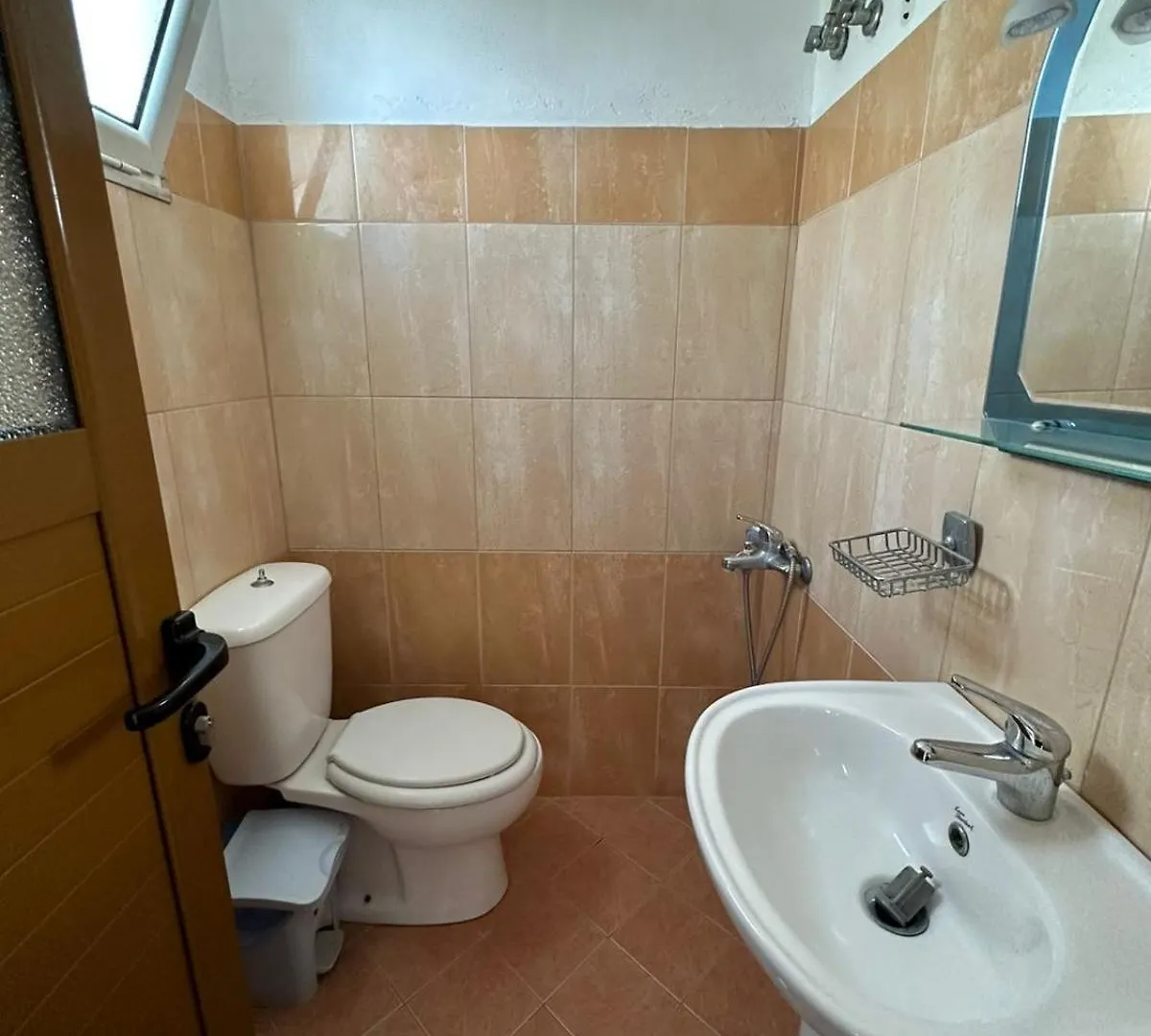 Villa Nana Ksamil 0*,  Albania